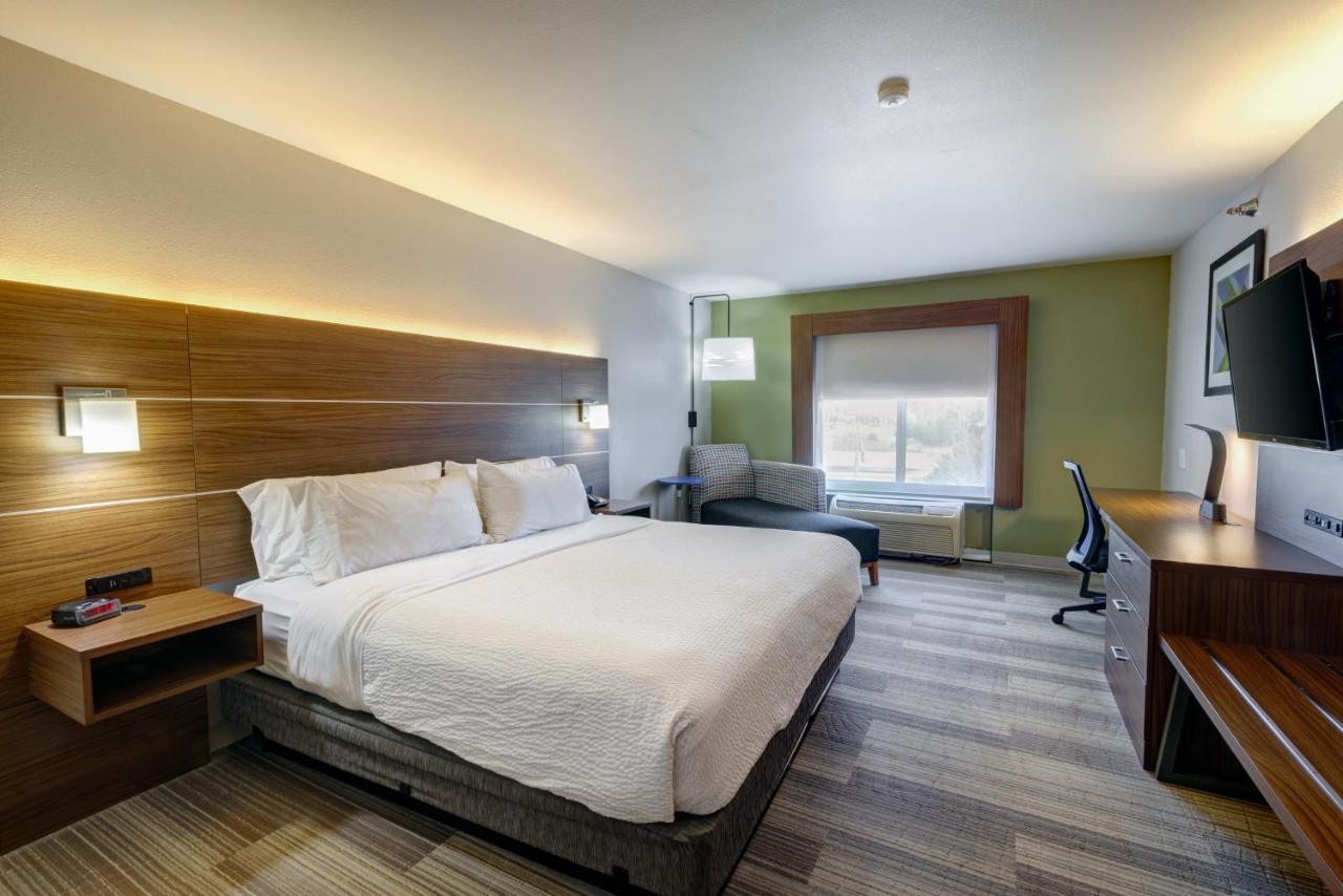 Holiday Inn Express Hotel & Suites Shelbyville By Ihg Dış mekan fotoğraf