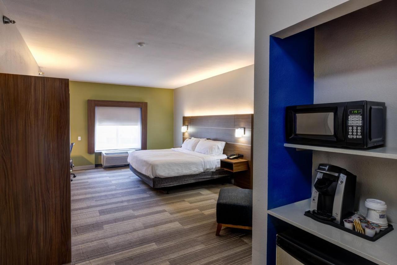 Holiday Inn Express Hotel & Suites Shelbyville By Ihg Dış mekan fotoğraf
