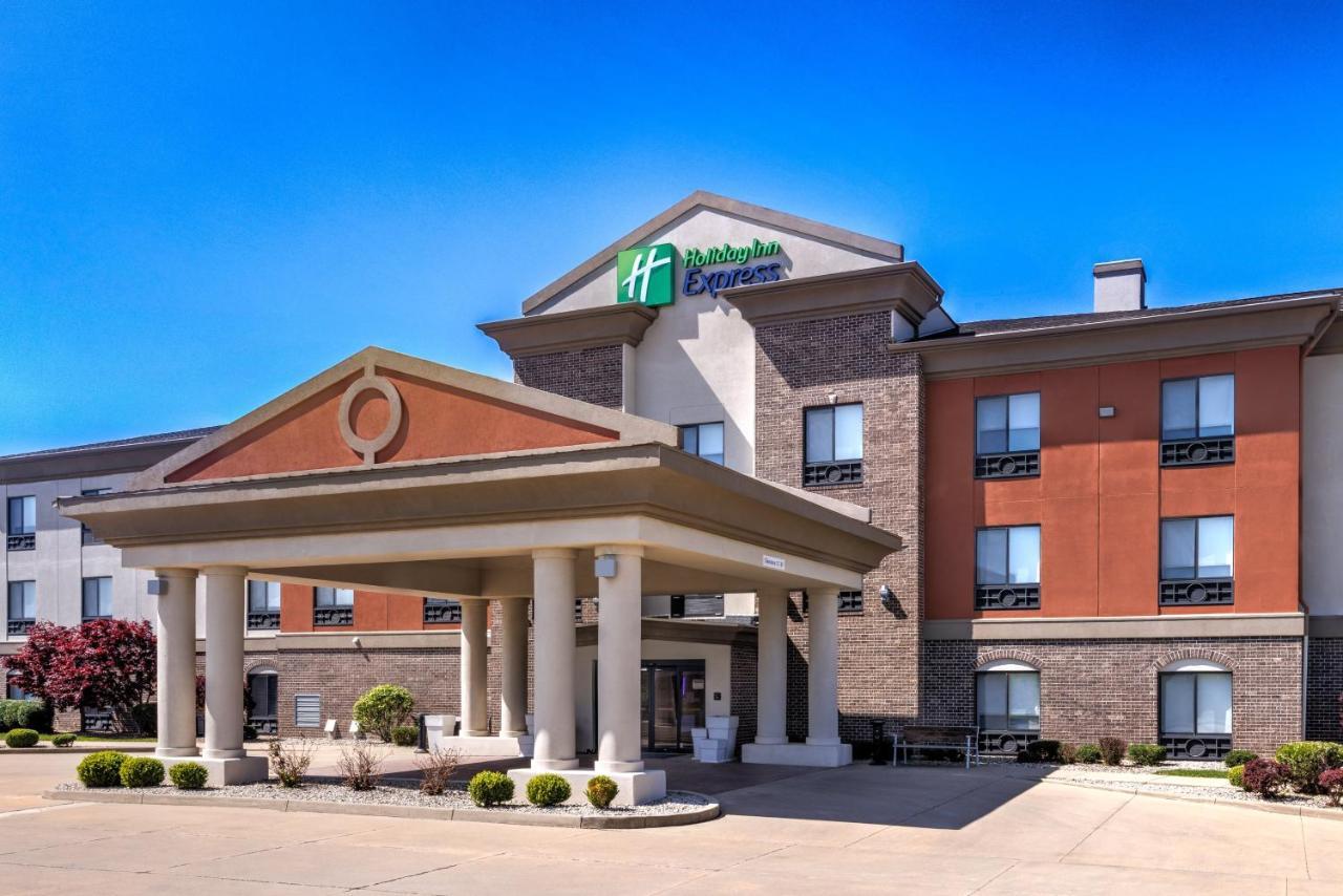 Holiday Inn Express Hotel & Suites Shelbyville By Ihg Dış mekan fotoğraf