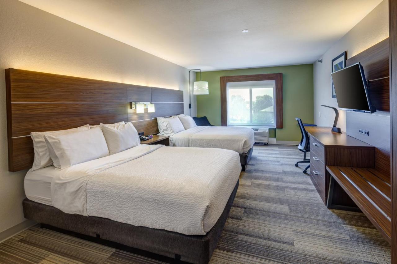 Holiday Inn Express Hotel & Suites Shelbyville By Ihg Dış mekan fotoğraf