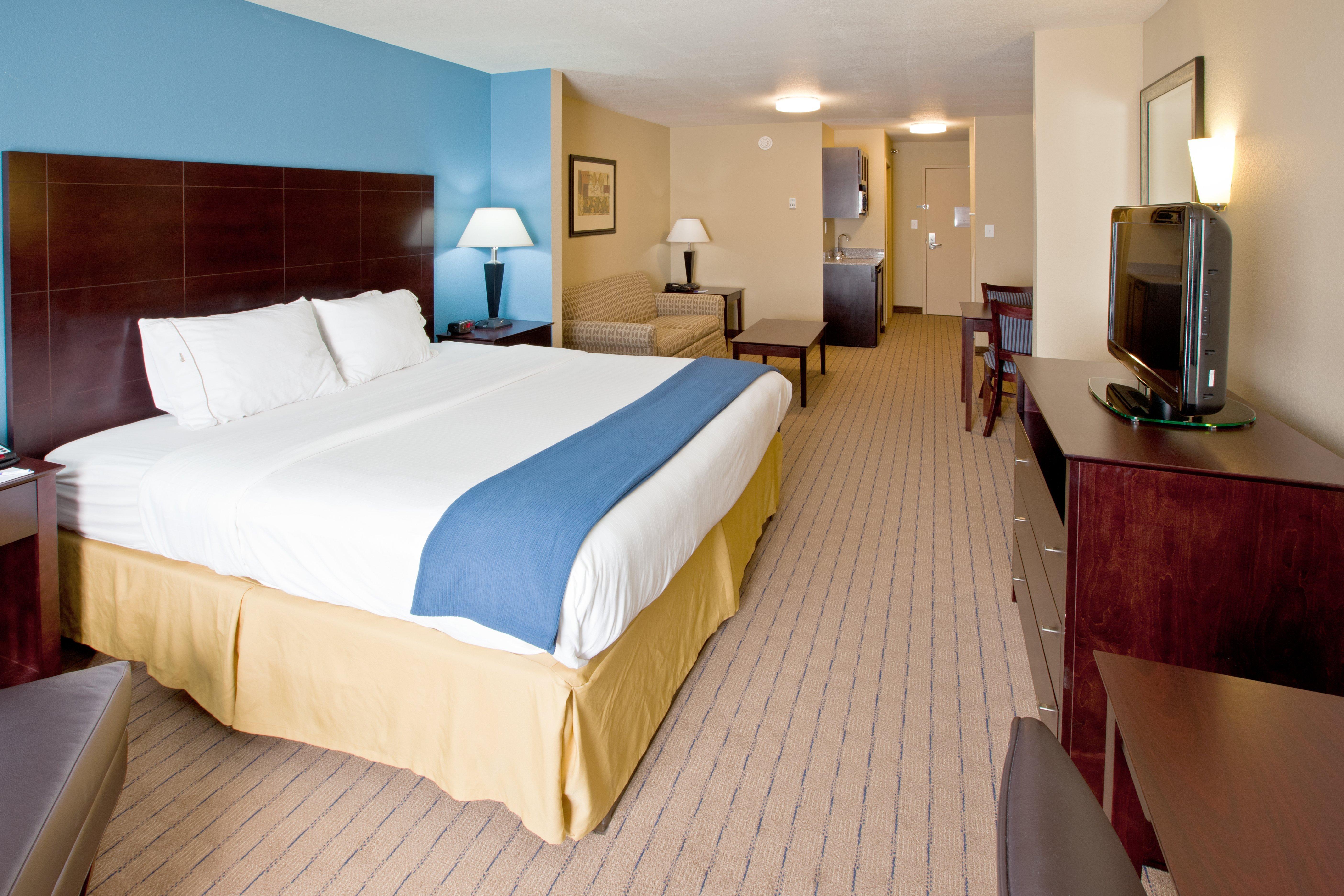 Holiday Inn Express Hotel & Suites Shelbyville By Ihg Dış mekan fotoğraf