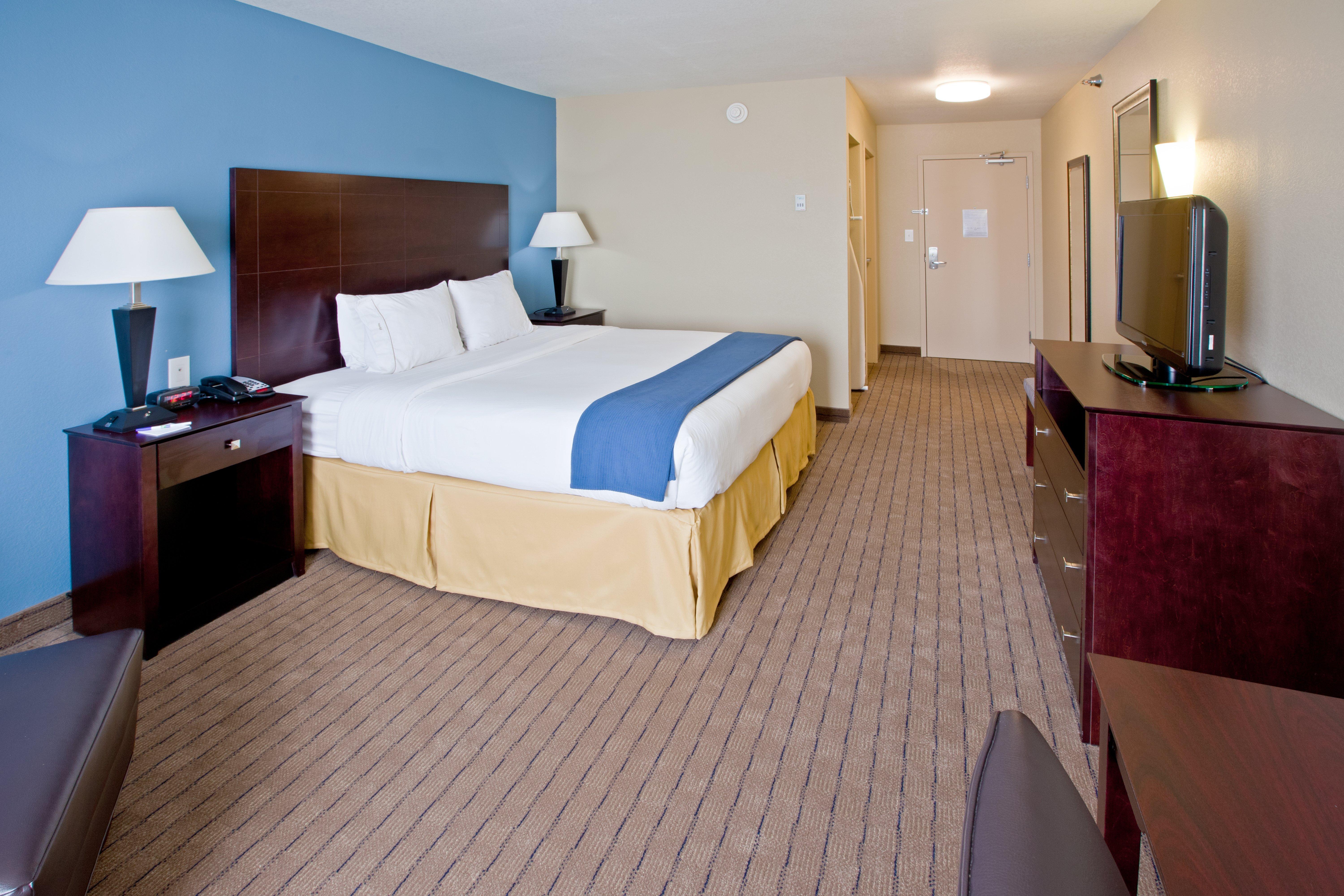 Holiday Inn Express Hotel & Suites Shelbyville By Ihg Dış mekan fotoğraf