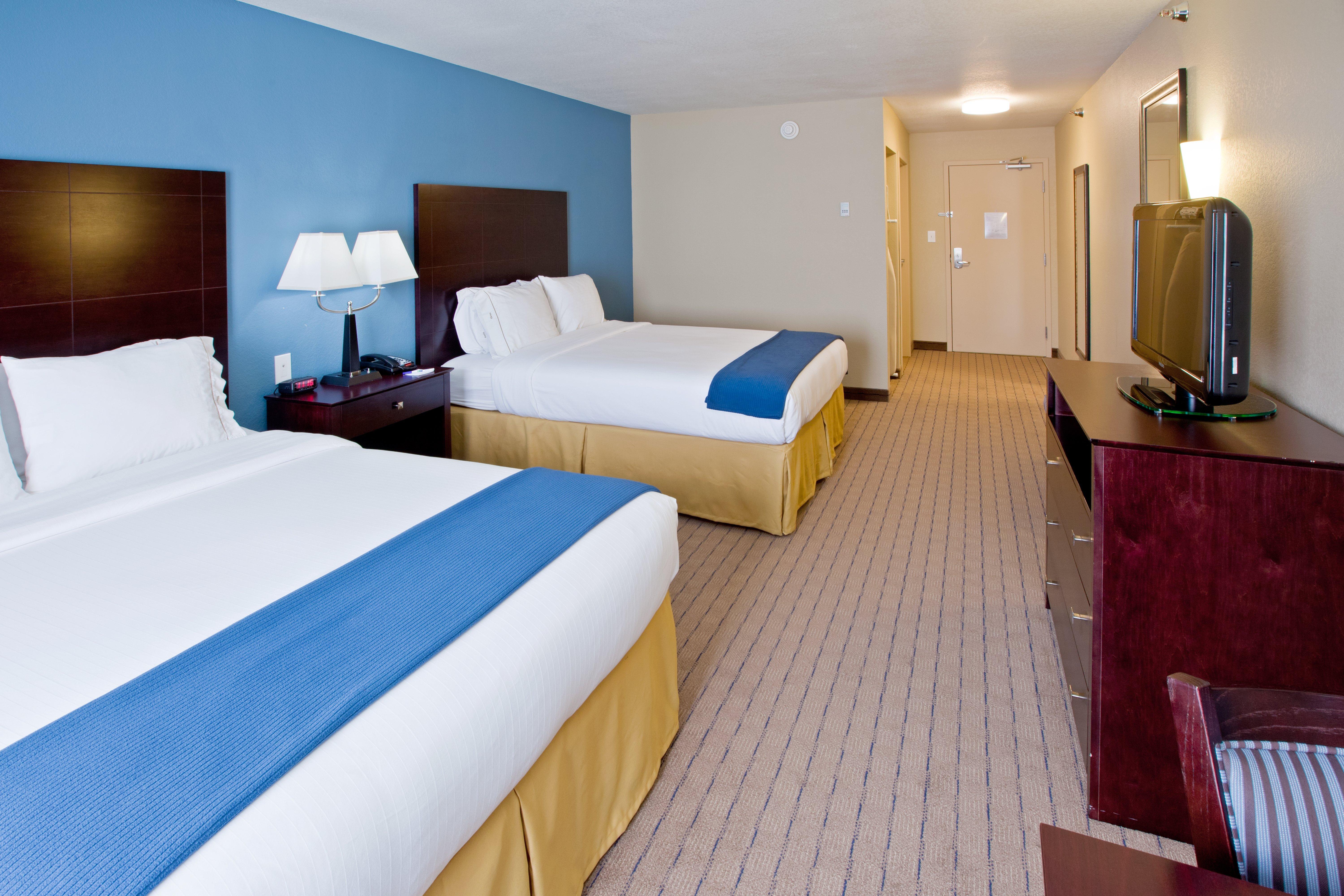 Holiday Inn Express Hotel & Suites Shelbyville By Ihg Dış mekan fotoğraf