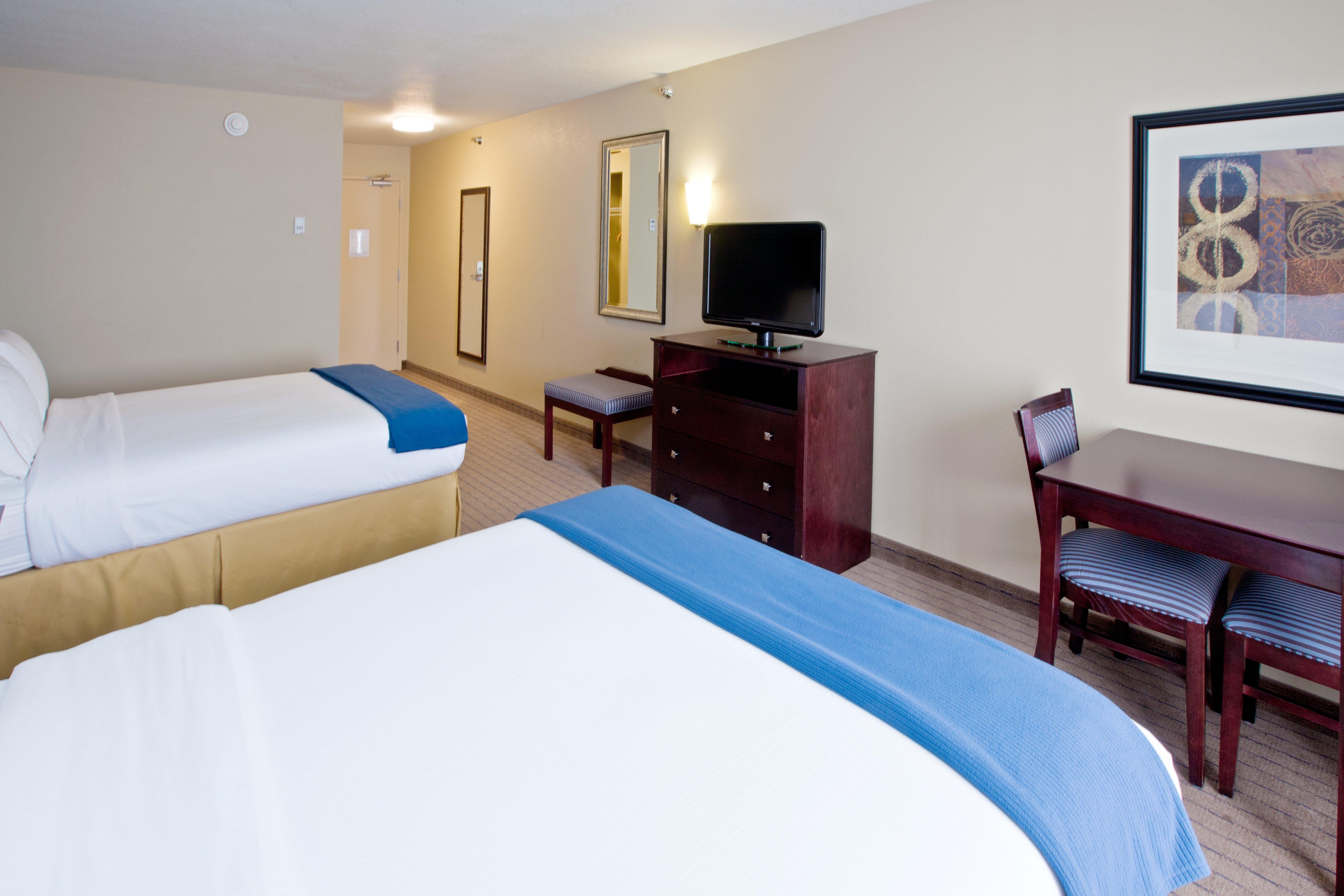 Holiday Inn Express Hotel & Suites Shelbyville By Ihg Dış mekan fotoğraf