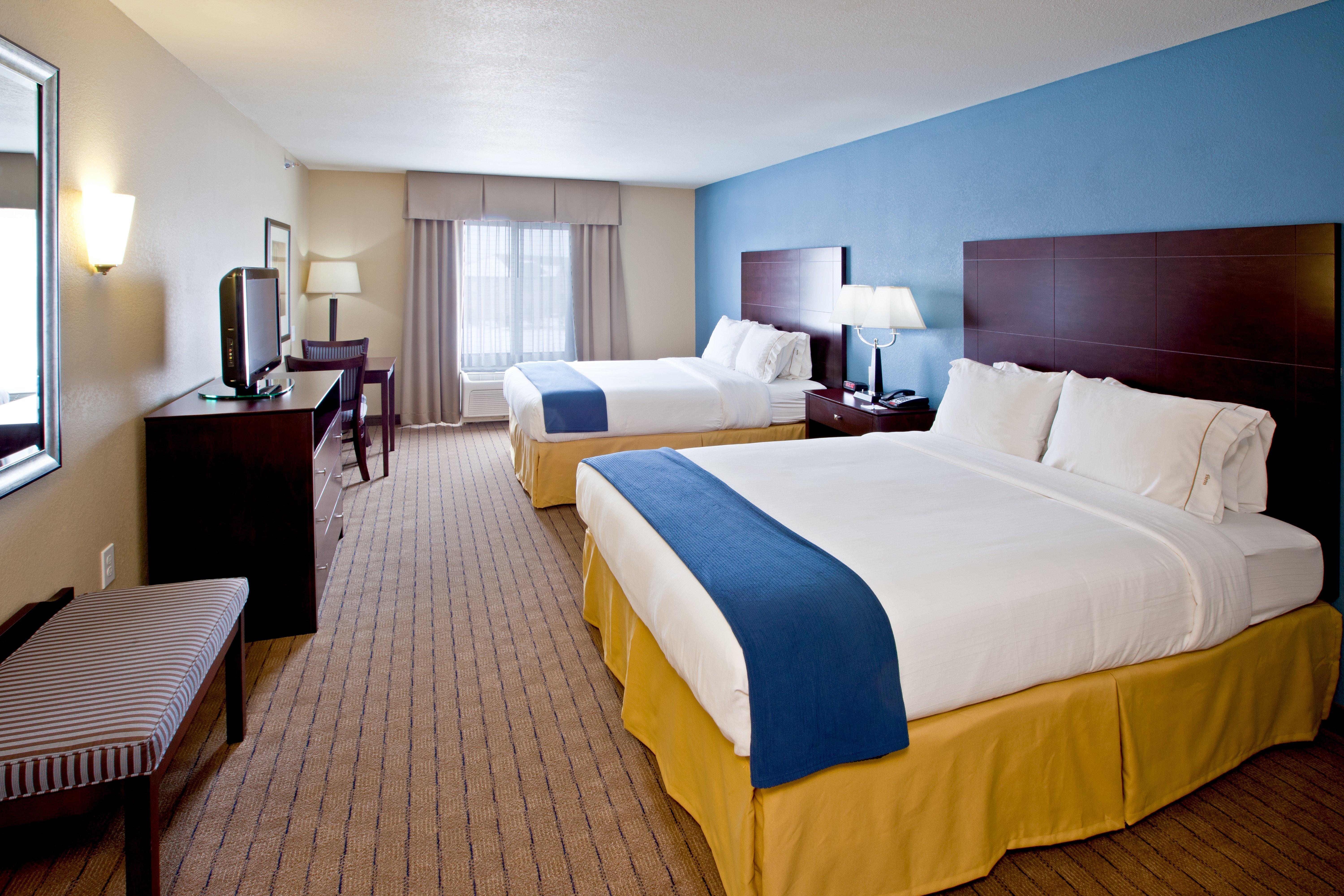 Holiday Inn Express Hotel & Suites Shelbyville By Ihg Dış mekan fotoğraf